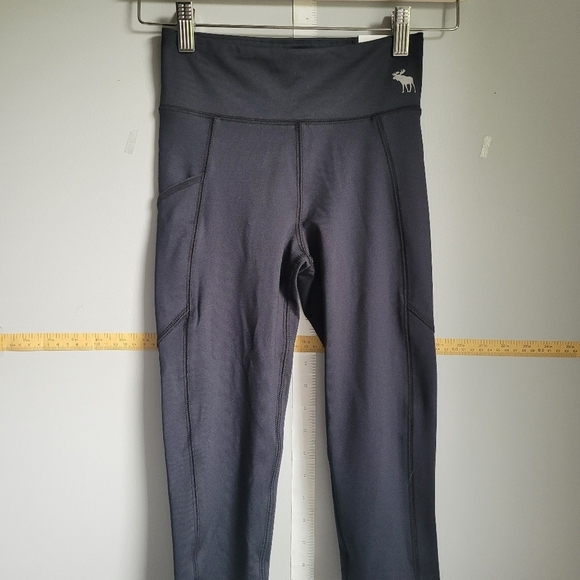 abercrombie kids Other - Abercrombie Kids Charcoal High-Rise Leggings